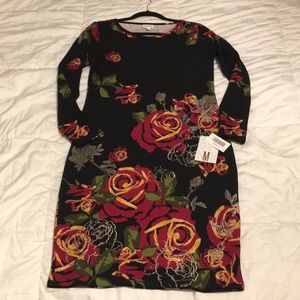 Lularoe elegant Debbie-size Medium, NWT